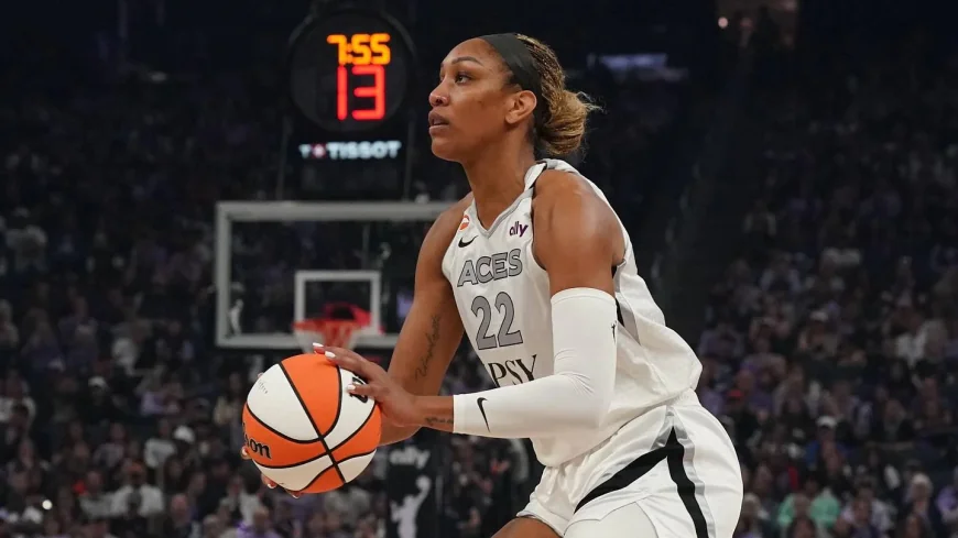 Kiki Iriafen helps Mystics route Sky 90-72
