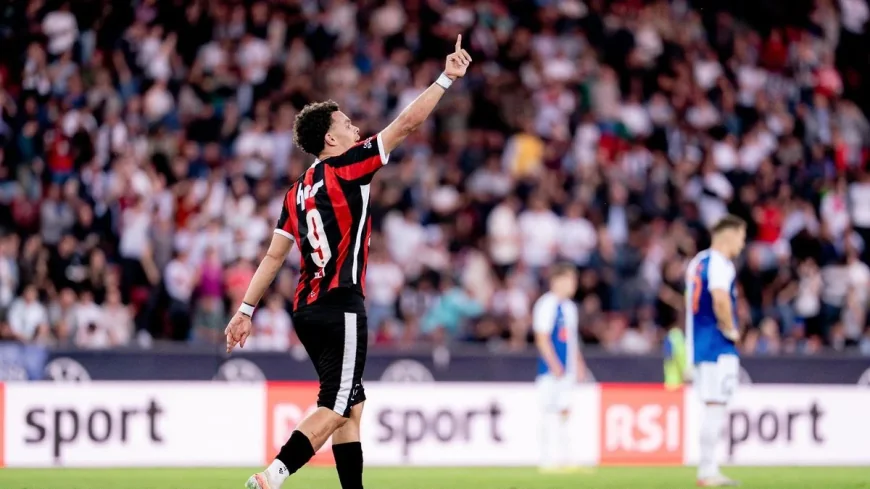 Elias Filet in Celtic transfer talks after 22-goal season