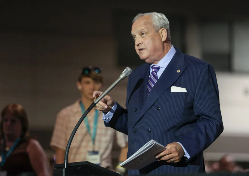 Southern Baptists Vote To Advance A Formal Ban On Churches With Women Pastors