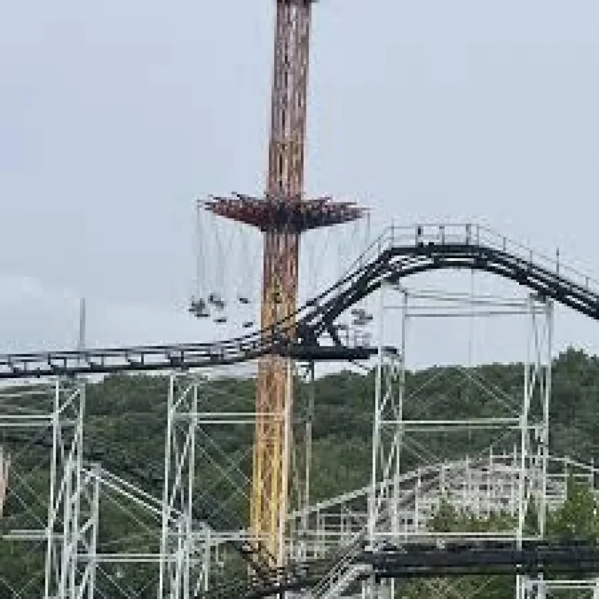 Four Riders Rescued at Six Flags St Louis Rescue After 120 Feet