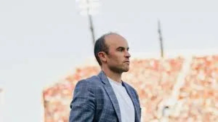 Landon Donovan Hair Update Draws Thousands of Messages