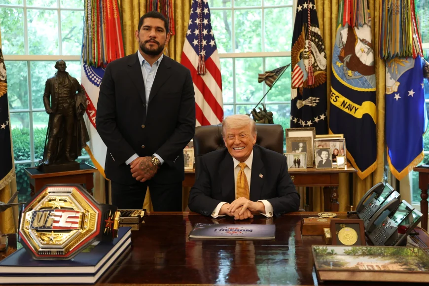 Tom Aspinall watches Pereira, Gane set for White House interim title
