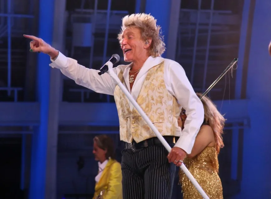 Rod Stewart Scotland World Cup appearance follows California cancellation