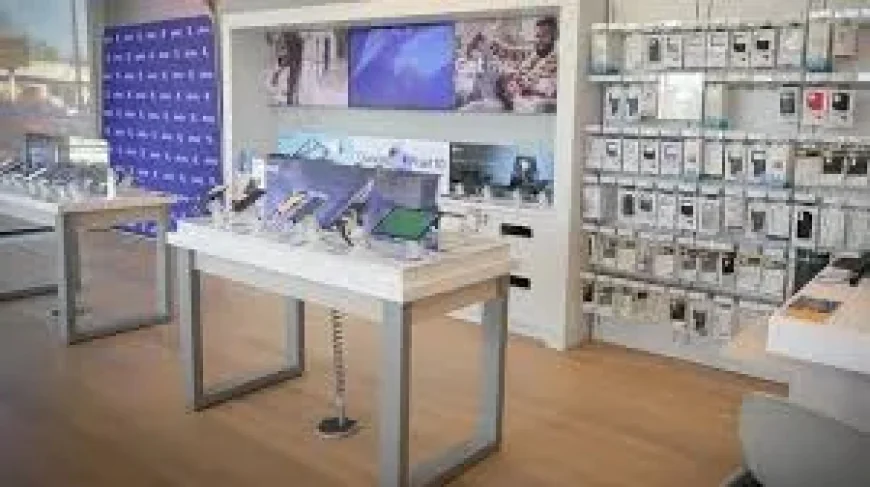 Comcast Opens New Xfinity Store at 1556 W. Lane Road