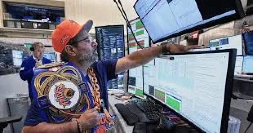 S&p/tsx Composite Index Rises As Oil Falls 5.8% After U.S.-Iran Deal