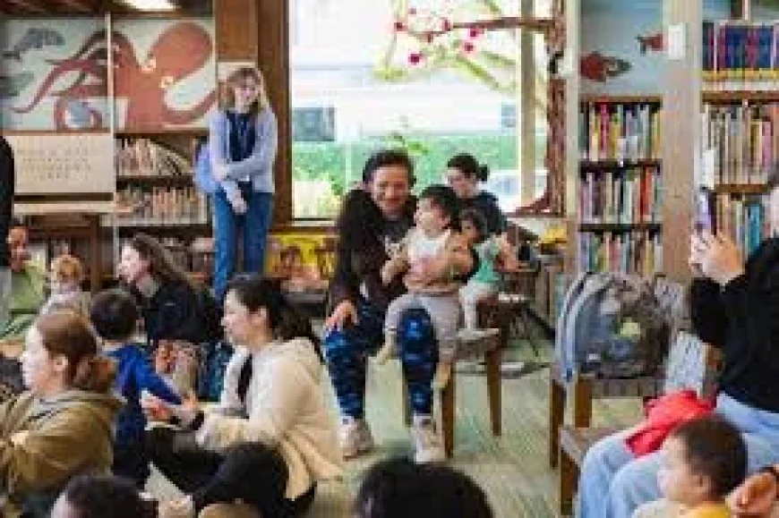 The Guardian asks readers for favourite beach reads — Library form open