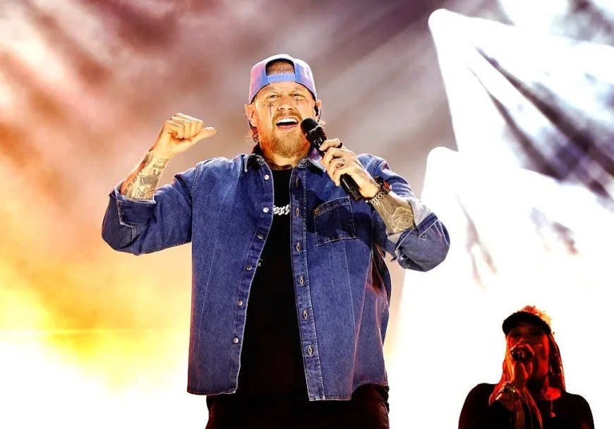 Jelly Roll Performs Rare ‘Only’ for Amelia in Charleston