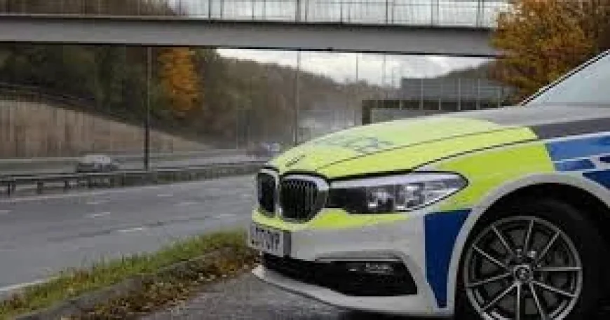M6 Traffic: Jack-knifed lorry closes southbound route near Lancaster