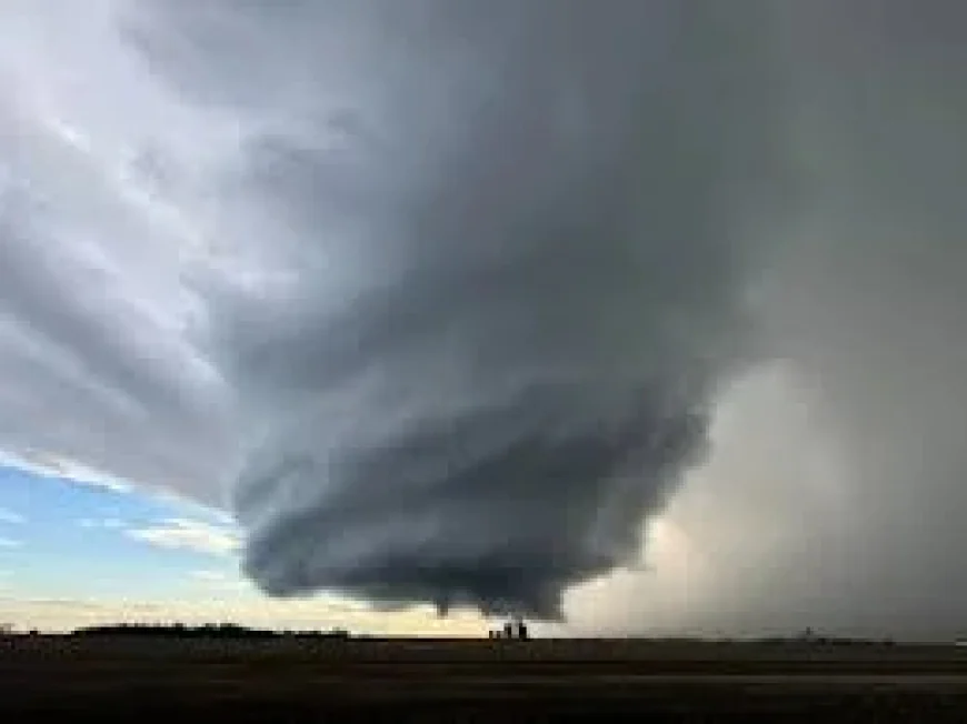 Environment Canada Details Alberta Tornado Warning After Girouxville Damage