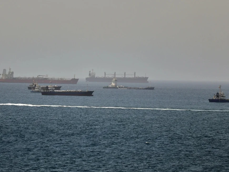 Three Iranian tankers cross Us-iran blockade line in Gulf of Oman
