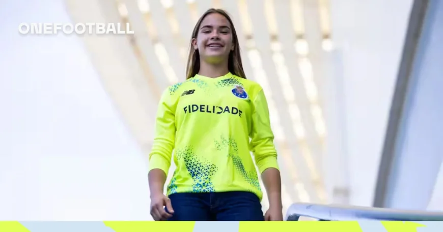 Raquel Cunha Renova com Portugal Fc aos 15 anos no FC Porto