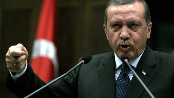 نساء تركيا يواجهن تعليمات حكومة أردوغان بـ"الضحك"