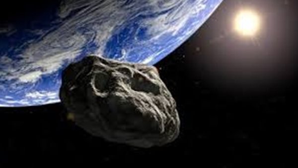 "المرصد الفلكي" يشرح لـ"صدى البلد" تاريخ "صخرة" هددت كوكب الأرض اليوم.. وعلاقتها بـ"يوم القيامة"
