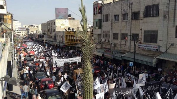 حزب التحرير‭ ‬يحشد الآلاف من أنصاره في رام الله للتنديد بفرنسا