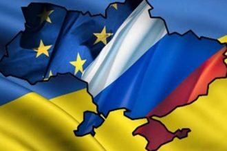 روسيا وأوكرانيا تعيدان فتح معبر العبارات في مضيق كيرتش