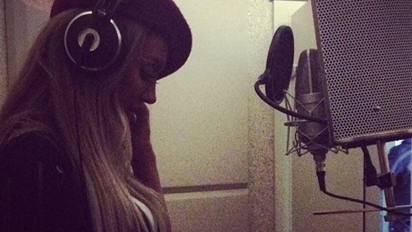 مايا دياب تبدأ تسجيل أغاني ألبومها الجديد