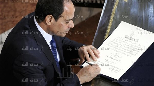 "واشنطن بوست": السيسي أول رئيس يتحمل وحده مسئولية التحديات الهائلة في مصر