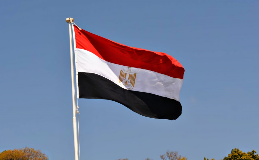 مصر توقع اتفاقيات بـ83 مليار دولار