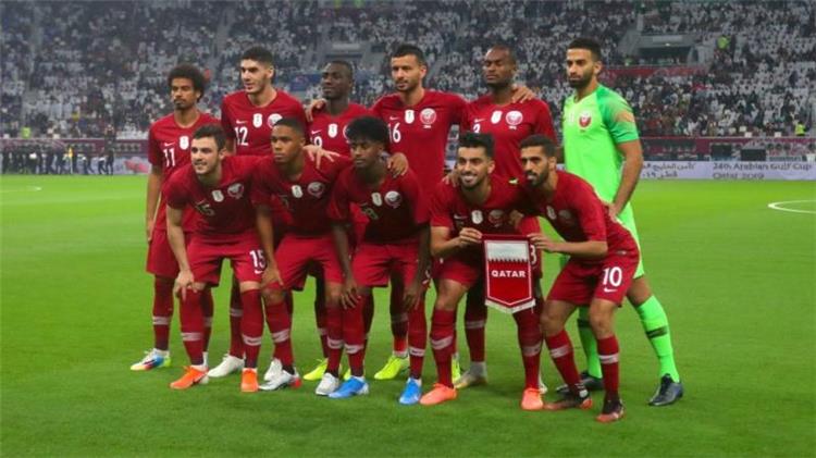 ناقد رياضي يكشف سبب ضعف أداء منتخب قطر بالمونديال .. فيديو