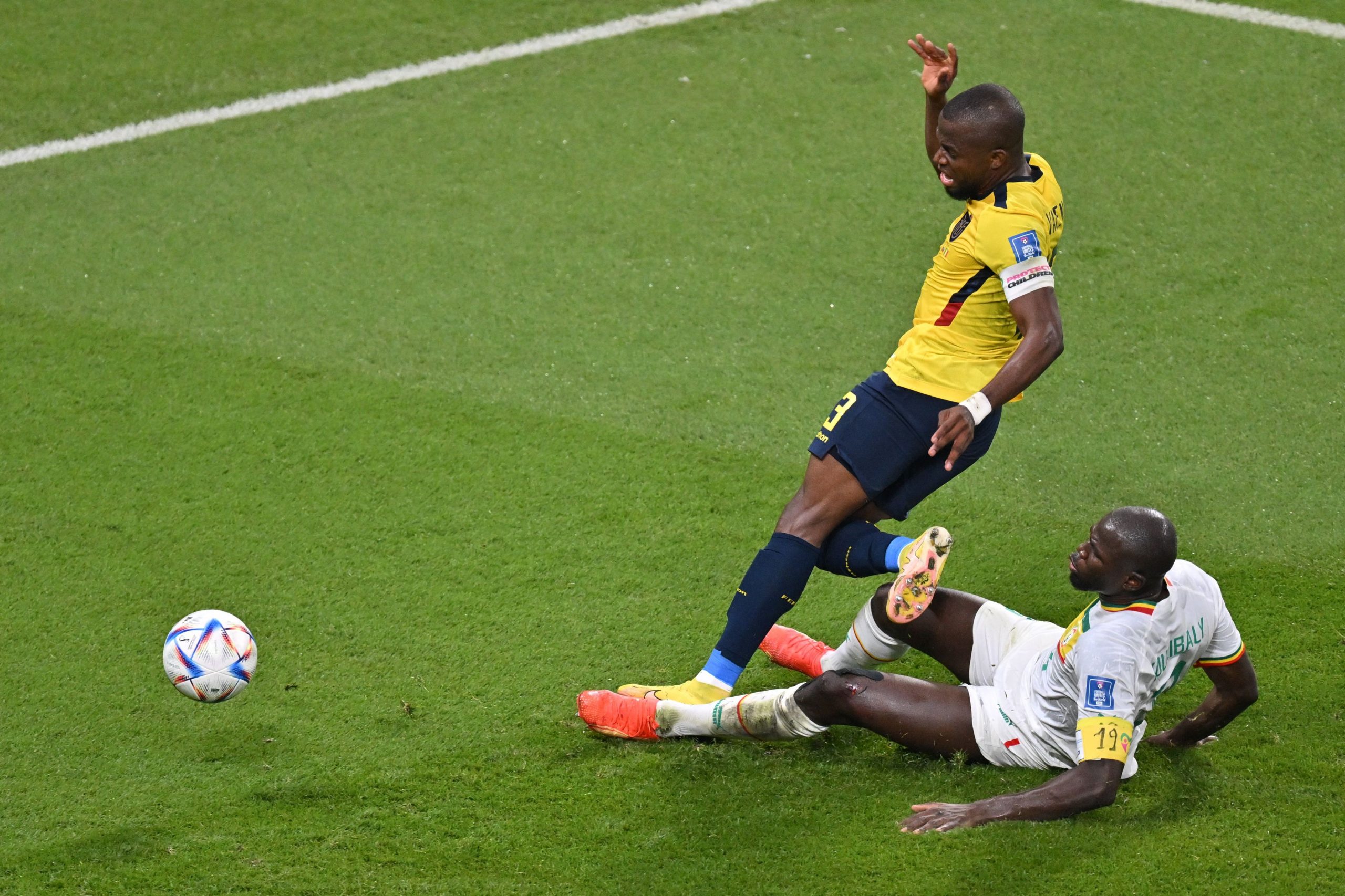 كيف احتفل ساديو ماني بتأهل السنغال إلى ثمن نهائي كأس العالم قطر 2022؟ - بوابة البلد
