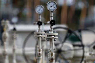 إيطاليا تعترف بخطأ فرض حظر على النفط الروسي