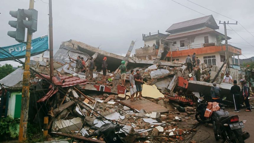 ارتفع عدد قتلى زلزال جاوة في إندونيسيا إلى 162 قتيلا