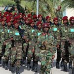 الجيش الصومالي يقضي على 100 عنصر من "حركة الشباب" المتطرفة بينهم 10 قيادات وسط البلاد.