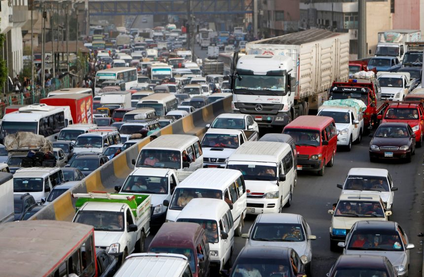 "الدول المغلقة والجنسية المصرية" .. مصر تكشف عن طريقة استيراد السيارات "بدون جمارك"