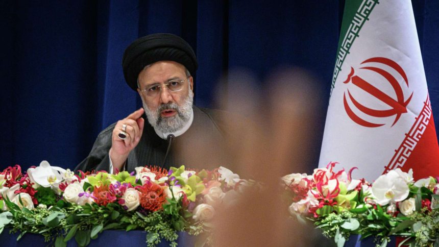 الرئيس الإيراني: شعبنا أحبط مؤامرات العدو منذ 43 عاما