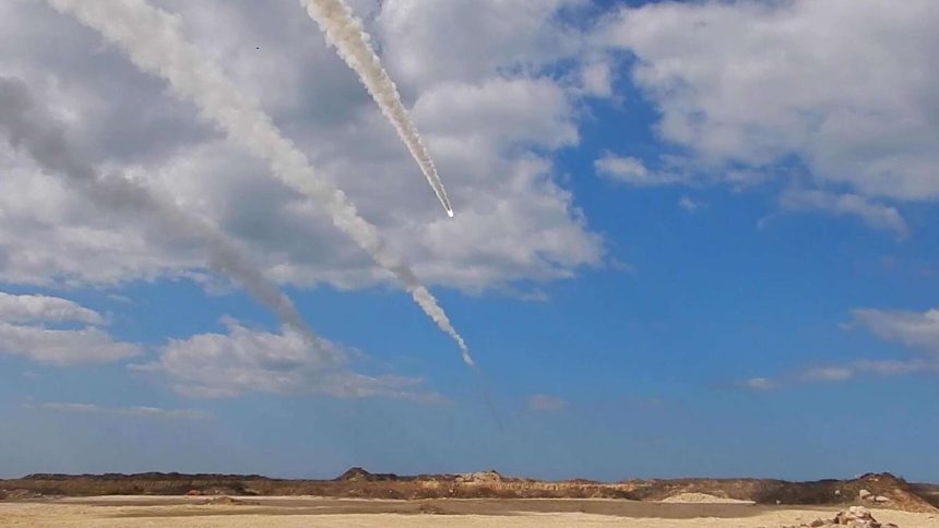 تعتبر وزارة الدفاع في مولدوفا أن إسقاط صاروخ على أراضيها بواسطة أسلحة أوكرانية مضادة للطائرات لا يعد انتهاكًا لمجالها الجوي.
