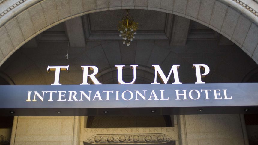 تكشف وثائق عن إنفاق حكومات السعودية والإمارات وقطر في فندق ترامب بواشنطن خلال أزمة الخليج