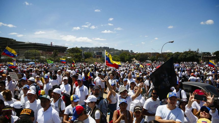 حكومة فنزويلا توقع اتفاقية جزئية ثانية مع المعارضة