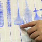 زلزال بقوة 5 درجات على مقياس ريختر يضرب إندونيسيا