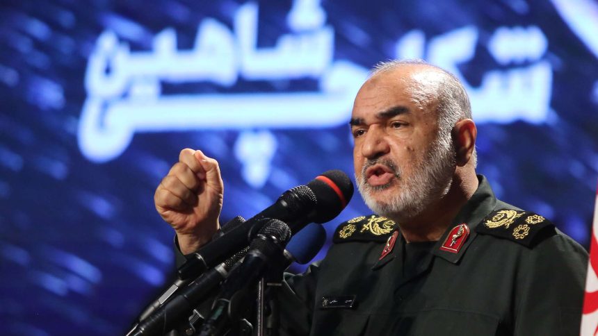 قائد الحرس الثوري الإيراني يؤكد استجابة طهران لتدخل أعدائها وأفعالهم السيئة في الوقت المناسب
