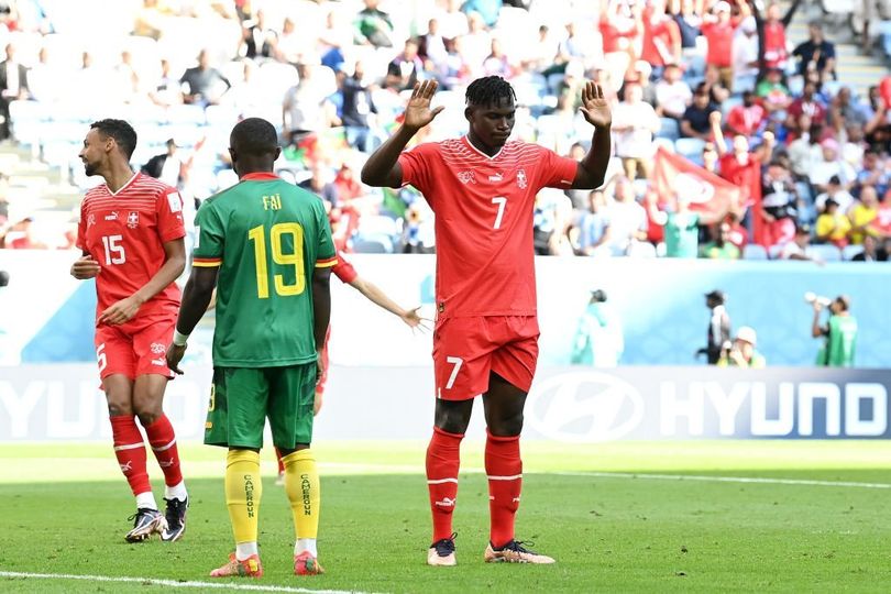 كأس العالم 2022 ..إمبولو يتقدم لسويسرا أمام موطنه الأصلي الكاميرون ويرفض الاحتفال