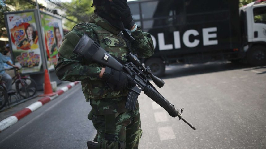 لقي شرطي مصرعه في انفجار بمركز أمني في جنوب تايلاند