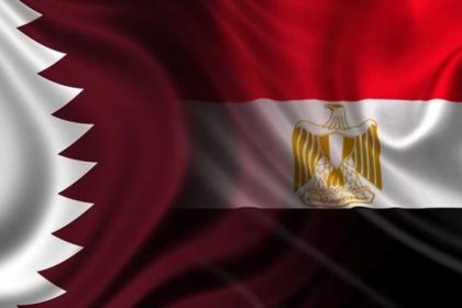 مصر تقدم عرضا لرجال الأعمال القطريين