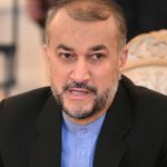 وزير الخارجية الإيراني يطالب بايدن بوقف 'النفاق'