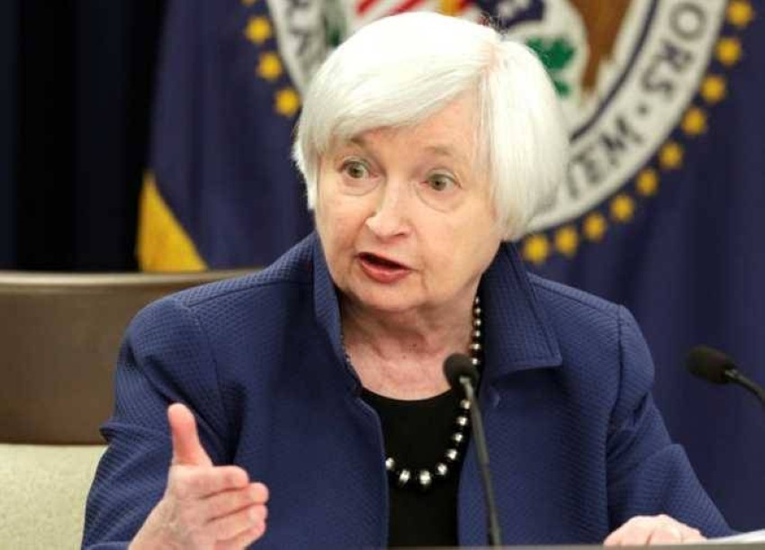 وزيرة الخزانة الأمريكية تنضم للمطالبين برقابة صارمة على أسواق العملات المشفرة