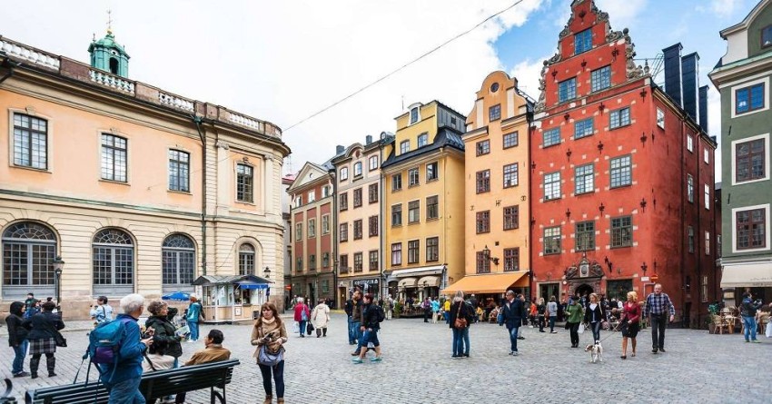 تسارع وتيرة تراجع أسعار المساكن في السويد