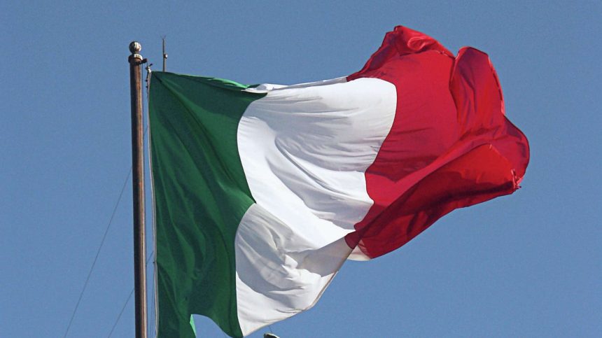 إيران تستدعي السفير الإيطالي احتجاجاً على تدخل بلاده في شؤونها الداخلية