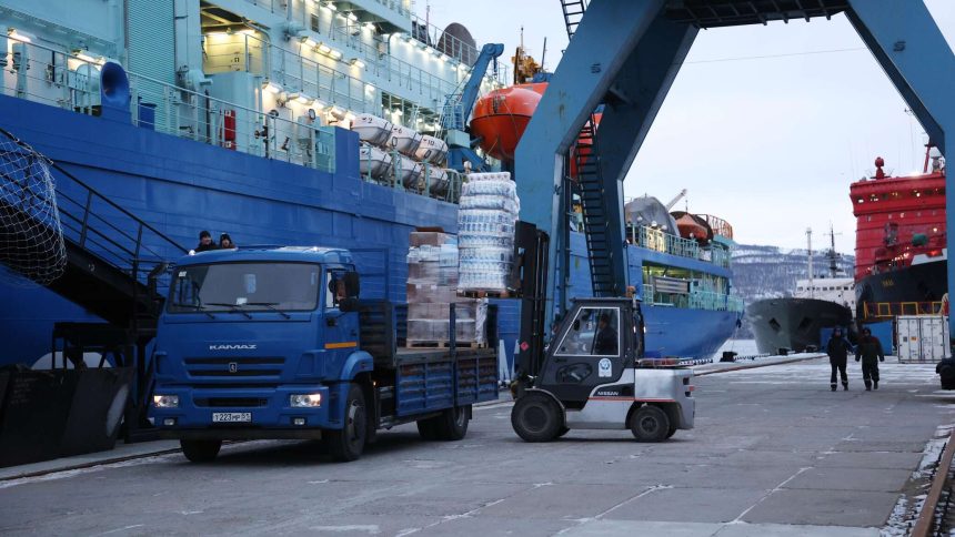 وزادت واردات اليونان من روسيا بنسبة 142٪ وتجاوزت 8000 مليون دولار منذ بداية العام