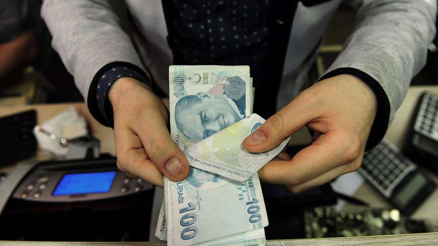 إحصائيات: تشهد تركيا انخفاضًا في معدل التضخم السنوي لأول مرة منذ عام ونصف