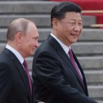 الأمريكتان: نحن قلقون من انحياز الصين لروسيا ، ونراقب عن كثب النشاط في بكين