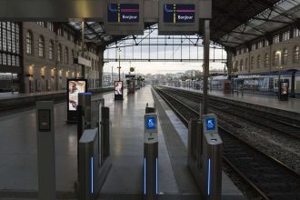 الوكالة: تعطل كبير لحركة القطارات في فرنسا بسبب إضراب المراقبين