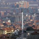 اندلع العنف في شمال كوسوفو حيث قام السكان الصرب بإغلاق الطرق