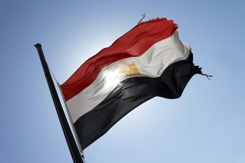 بلومبرغ: الصندوق السيادي السعودي يستعد للاستحواذ على بنك في مصر