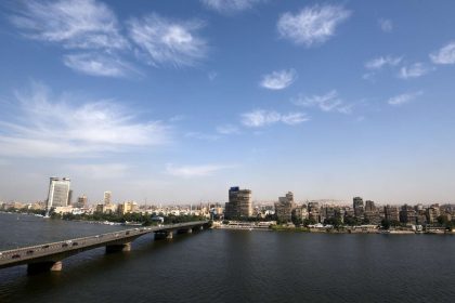 تتفاوض مصر مع 3 دول عربية لاستثمار 3 مليارات دولار في تحلية المياه