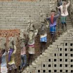 تتفق إسرائيل مع الهند على جلب آلاف العمال من قطاعي البناء والتمريض