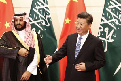 خبير: الرياض تميل إلى موقف الصين أكثر من الولايات المتحدة في القضايا الإقليمية
